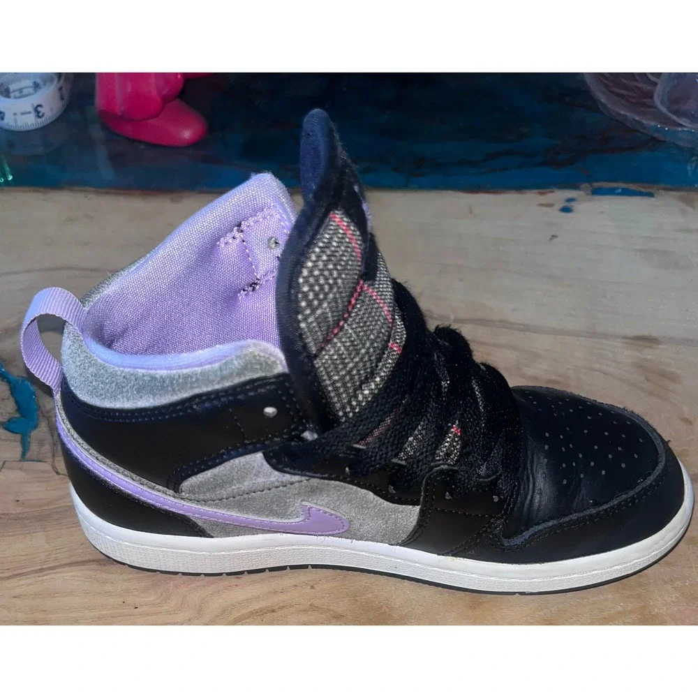 Nike Air Jordan 1 Mid Black Lilac White Plaid Sneakers DC7227-015 Kids Size 1Y